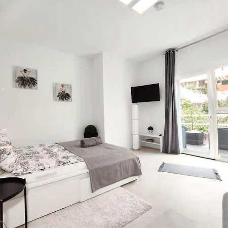 Fantastico Ruhige Top-lage, Balkon Oder Terrasse, Gratis Parkplatz & Klimaanlage, Ideal Fuer Paare Und Alleinreisende Апартаменты Пуэрто-де-ла-Крус
