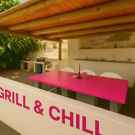 Fantastico Ruhige Top-lage, Balkon Oder Terrasse, Gratis Parkplatz & Klimaanlage, Ideal Fuer Paare Und Alleinreisende Appartement